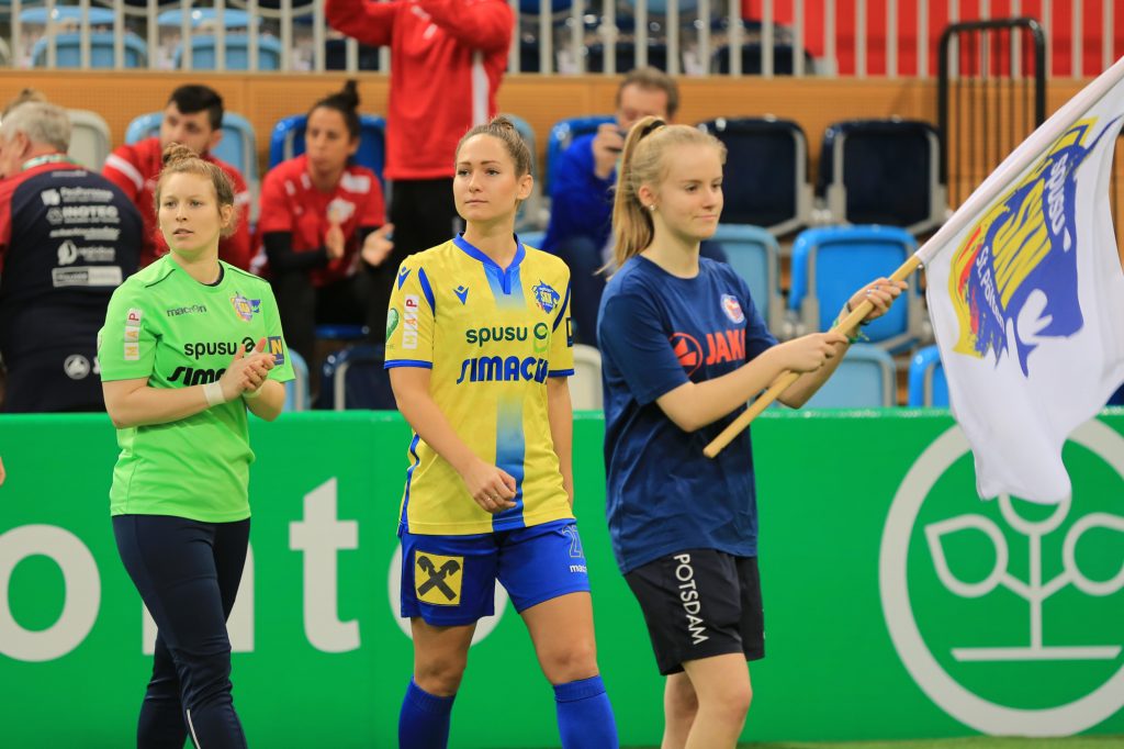 201200218 Turbine Hallencup 0O5A1634 201200218 Turbine Hallencup 0O5A1634