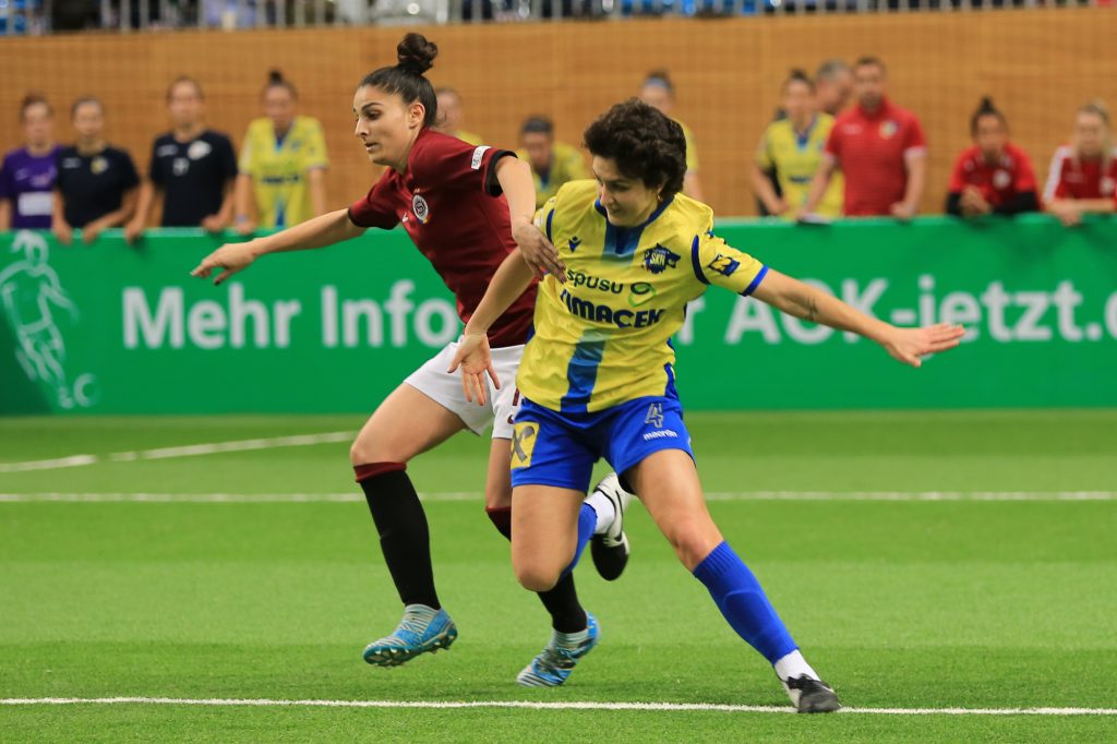 201200218 Turbine Hallencup Spiel 3 0O5A1897 201200218 Turbine Hallencup Spiel 3 0O5A1897