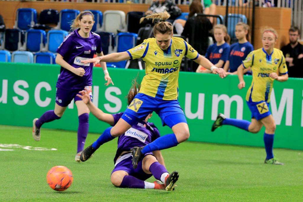 201200218 Turbine Hallencup Spiel 7 0O5A2031 201200218 Turbine Hallencup Spiel 7 0O5A2031